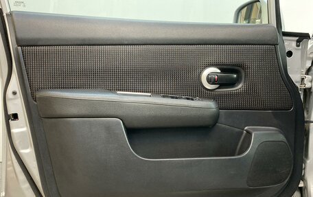 Nissan Tiida, 2010 год, 730 000 рублей, 14 фотография