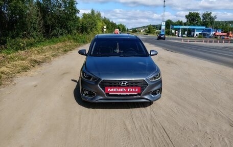 Hyundai Solaris II рестайлинг, 2017 год, 1 100 000 рублей, 4 фотография