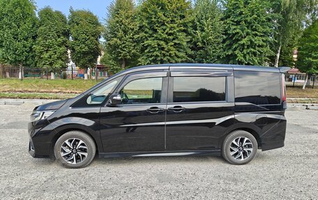Honda Stepwgn IV, 2019 год, 2 500 000 рублей, 6 фотография
