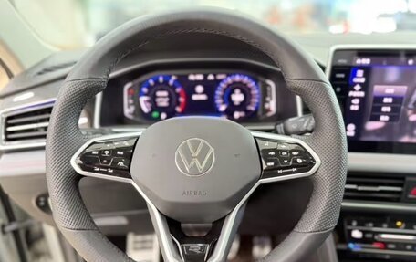 Volkswagen Tiguan II, 2022 год, 3 319 000 рублей, 9 фотография