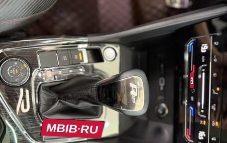 Volkswagen Tiguan II, 2022 год, 3 319 000 рублей, 12 фотография
