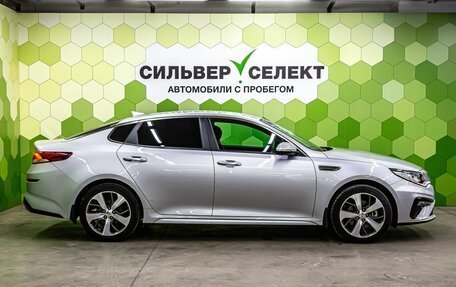 KIA Optima IV, 2019 год, 2 400 000 рублей, 8 фотография
