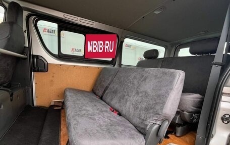 Toyota HiAce H200, 2015 год, 2 200 000 рублей, 19 фотография