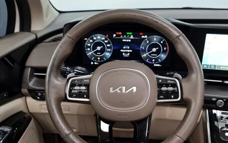 KIA Carnival, 2022 год, 2 750 000 рублей, 13 фотография