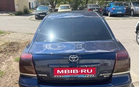 Toyota Avensis III рестайлинг, 2004 год, 650 000 рублей, 5 фотография