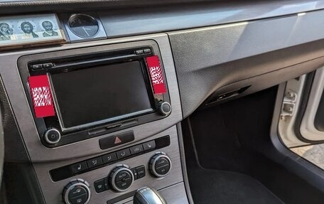 Volkswagen Passat B7, 2012 год, 1 350 000 рублей, 13 фотография