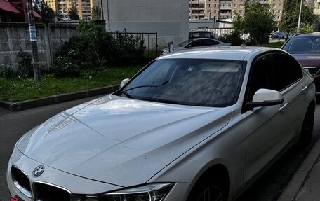 BMW 3 серия, 2016 год, 1 800 000 рублей, 19 фотография