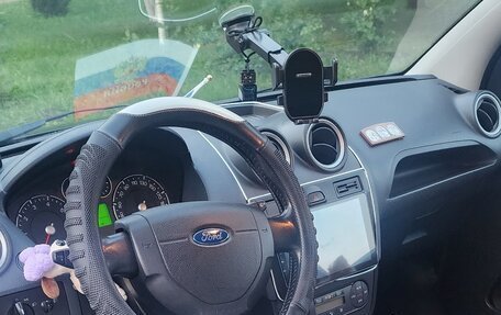 Ford Fiesta, 2007 год, 390 000 рублей, 2 фотография