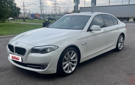 BMW 5 серия, 2011 год, 1 980 000 рублей, 2 фотография
