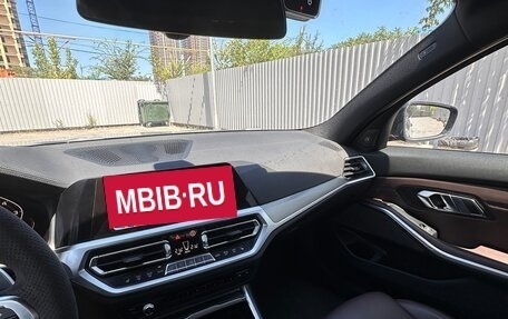 BMW 3 серия, 2019 год, 4 000 000 рублей, 15 фотография