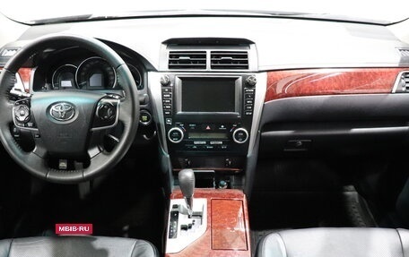 Toyota Camry, 2013 год, 1 550 000 рублей, 14 фотография