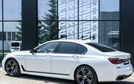 BMW 7 серия, 2017 год, 3 950 000 рублей, 2 фотография