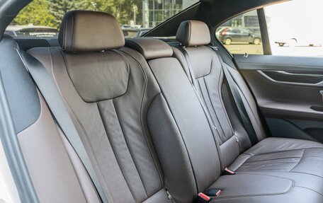 BMW 7 серия, 2017 год, 3 950 000 рублей, 11 фотография