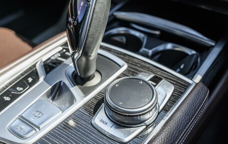 BMW 7 серия, 2017 год, 3 950 000 рублей, 21 фотография