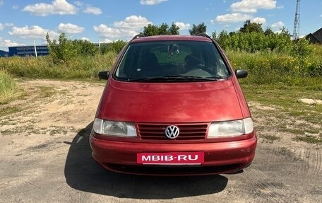 Volkswagen Sharan I рестайлинг, 1999 год, 315 000 рублей, 2 фотография