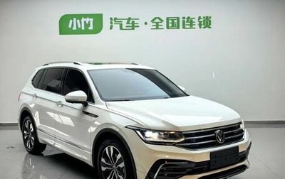 Volkswagen Tiguan II, 2022 год, 2 696 000 рублей, 1 фотография