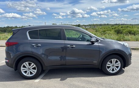 KIA Sportage IV рестайлинг, 2018 год, 1 800 000 рублей, 4 фотография