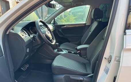 Volkswagen Tiguan II, 2018 год, 2 450 000 рублей, 24 фотография
