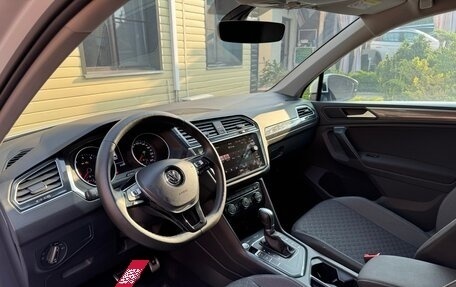 Volkswagen Tiguan II, 2018 год, 2 450 000 рублей, 23 фотография