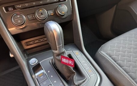 Volkswagen Tiguan II, 2018 год, 2 450 000 рублей, 22 фотография
