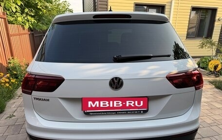 Volkswagen Tiguan II, 2018 год, 2 450 000 рублей, 32 фотография