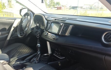 Toyota RAV4, 2013 год, 1 700 000 рублей, 4 фотография