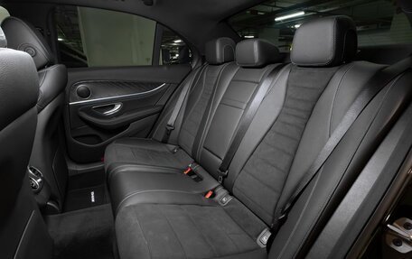 Mercedes-Benz E-Класс, 2024 год, 6 500 000 рублей, 14 фотография
