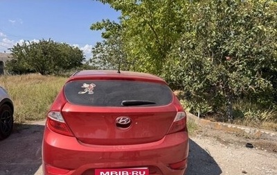 Hyundai Solaris II рестайлинг, 2013 год, 730 000 рублей, 1 фотография