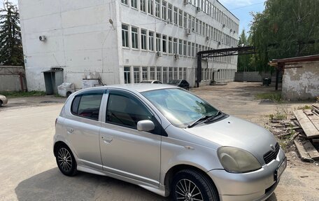 Toyota Vitz, 2000 год, 450 000 рублей, 3 фотография