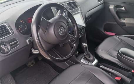 Volkswagen Polo VI (EU Market), 2012 год, 700 000 рублей, 8 фотография