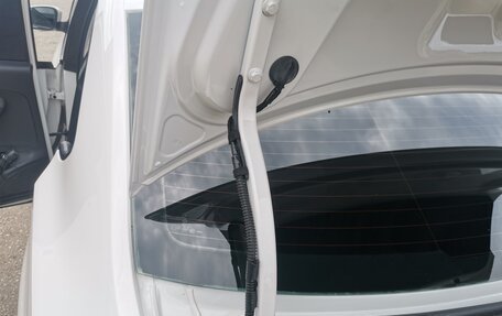 Volkswagen Polo VI (EU Market), 2012 год, 700 000 рублей, 18 фотография