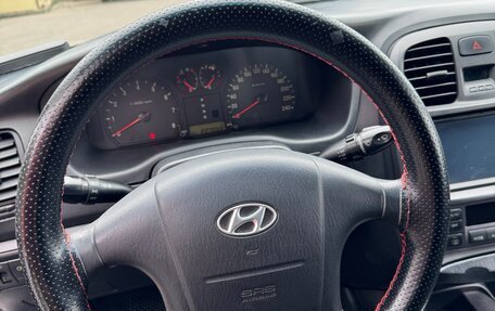 Hyundai Sonata IV рестайлинг, 2004 год, 360 000 рублей, 14 фотография