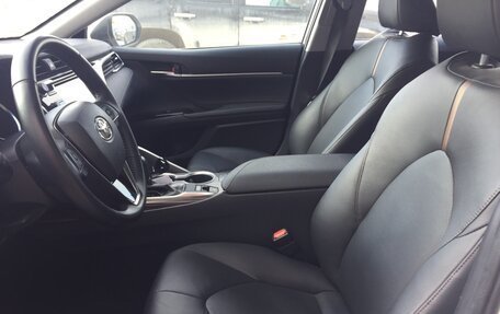 Toyota Camry, 2018 год, 3 800 000 рублей, 4 фотография