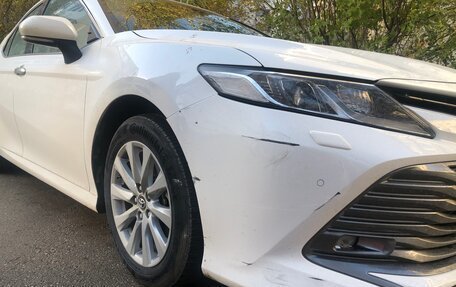 Toyota Camry, 2018 год, 3 800 000 рублей, 10 фотография