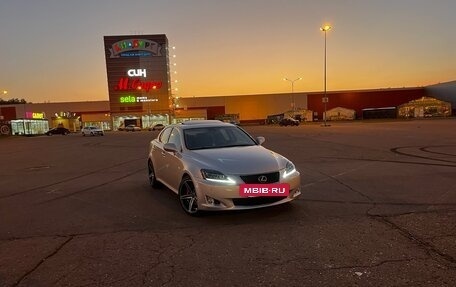 Lexus IS II рестайлинг 2, 2006 год, 1 490 000 рублей, 16 фотография