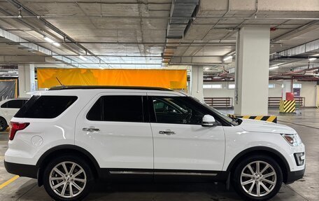Ford Explorer VI, 2017 год, 2 870 000 рублей, 4 фотография