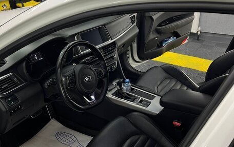 KIA Optima IV, 2017 год, 2 500 000 рублей, 8 фотография