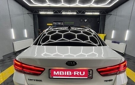 KIA Optima IV, 2017 год, 2 500 000 рублей, 7 фотография