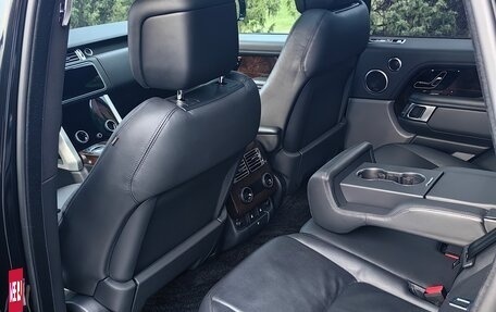 Land Rover Range Rover IV рестайлинг, 2021 год, 8 800 000 рублей, 9 фотография