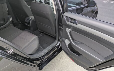 Volkswagen Passat B8 рестайлинг, 2016 год, 1 920 000 рублей, 11 фотография