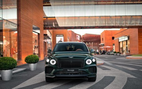 Bentley Bentayga I, 2024 год, 43 500 000 рублей, 4 фотография