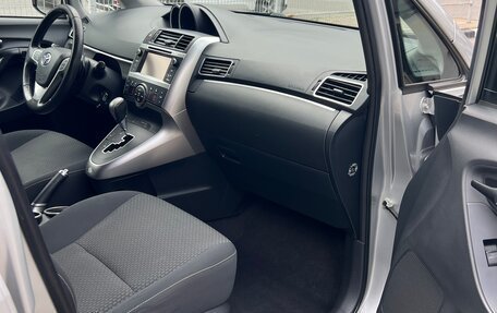 Toyota Verso I, 2013 год, 1 220 000 рублей, 7 фотография