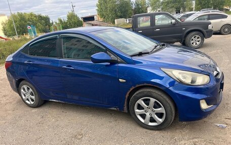 Hyundai Solaris II рестайлинг, 2012 год, 745 000 рублей, 3 фотография