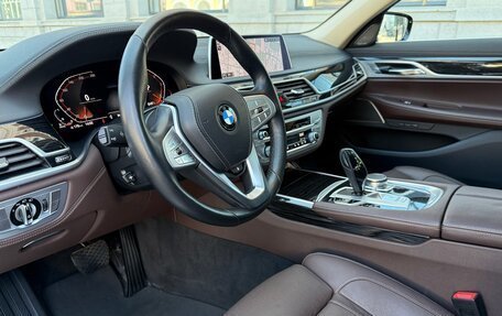 BMW 7 серия, 2019 год, 5 500 000 рублей, 14 фотография