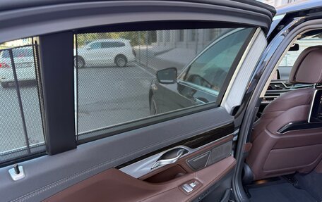 BMW 7 серия, 2019 год, 5 500 000 рублей, 19 фотография