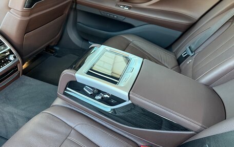 BMW 7 серия, 2019 год, 5 500 000 рублей, 18 фотография