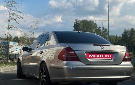 Mercedes-Benz E-Класс, 2002 год, 670 000 рублей, 7 фотография