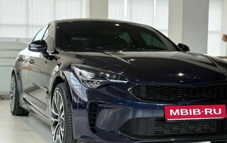 KIA Stinger I, 2018 год, 2 300 000 рублей, 5 фотография