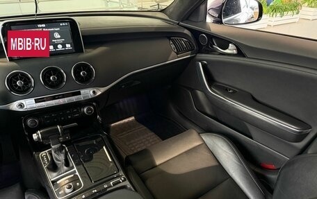 KIA Stinger I, 2018 год, 2 300 000 рублей, 28 фотография