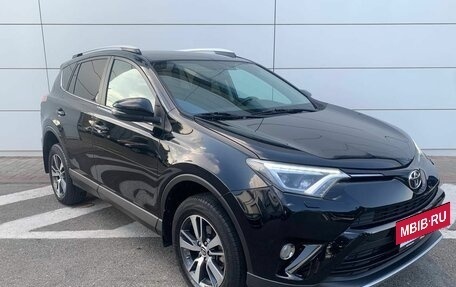 Toyota RAV4, 2019 год, 2 740 000 рублей, 2 фотография